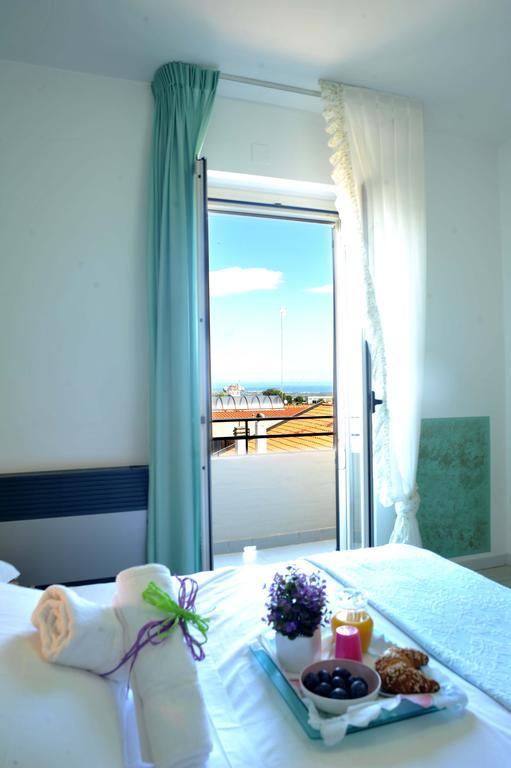 Hotel Santoianni San Martino in Pensilis Habitación foto